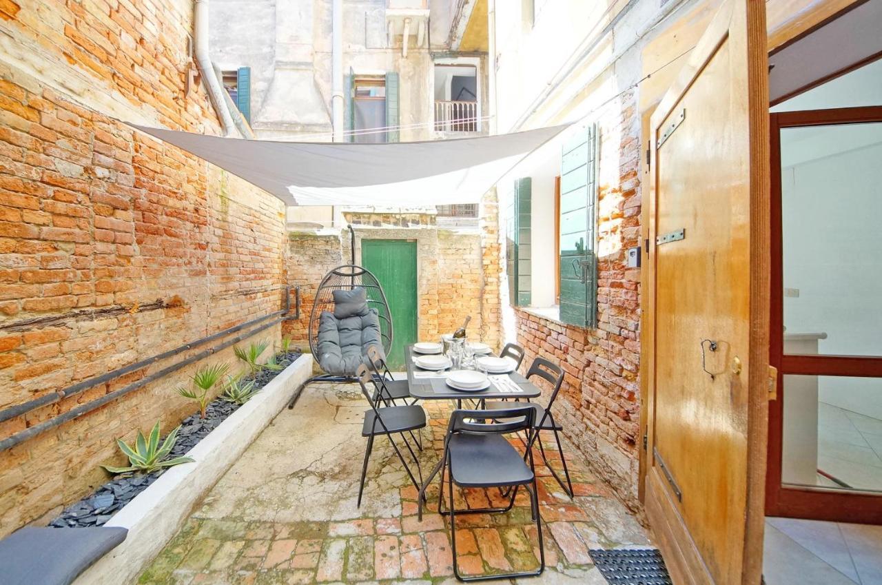Gondola View Apartment Venecia Exterior foto