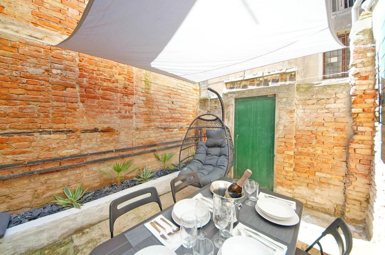 Gondola View Apartment Venecia Exterior foto
